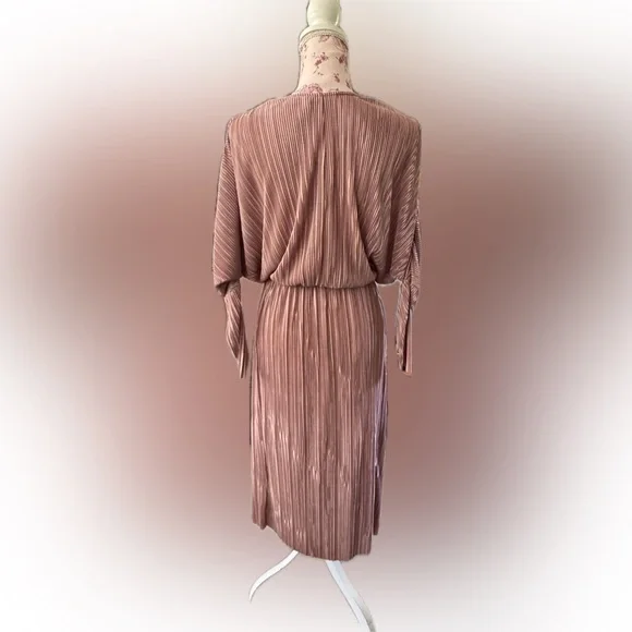 ASOS Asymmetrical Pleated Dress in Mauve - Picture 2 of 5